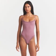 FITS EVERYBODY LACE CAMI BODYSUIT | MUTED MAUVE