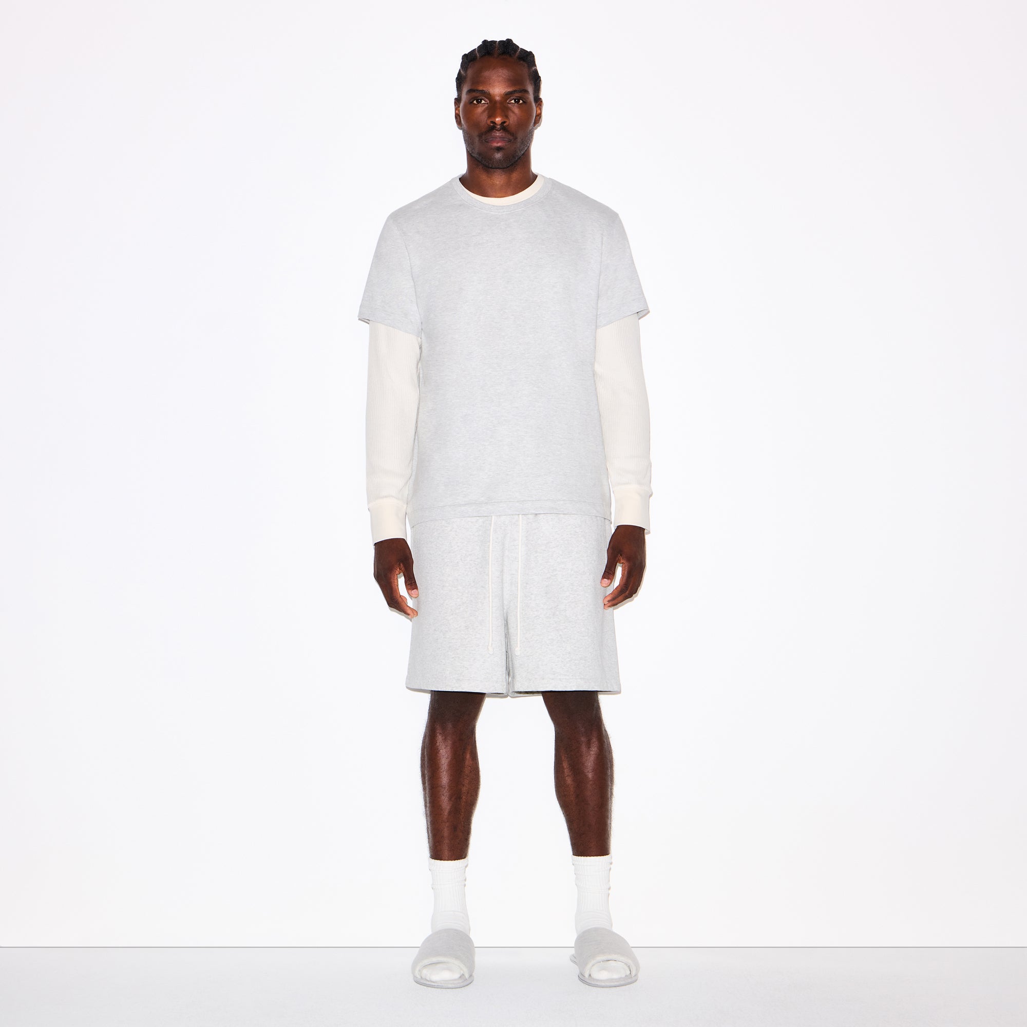 FLEECE LOUNGE MENS RELAXED SHORT | LIGHT HEATHER GREY