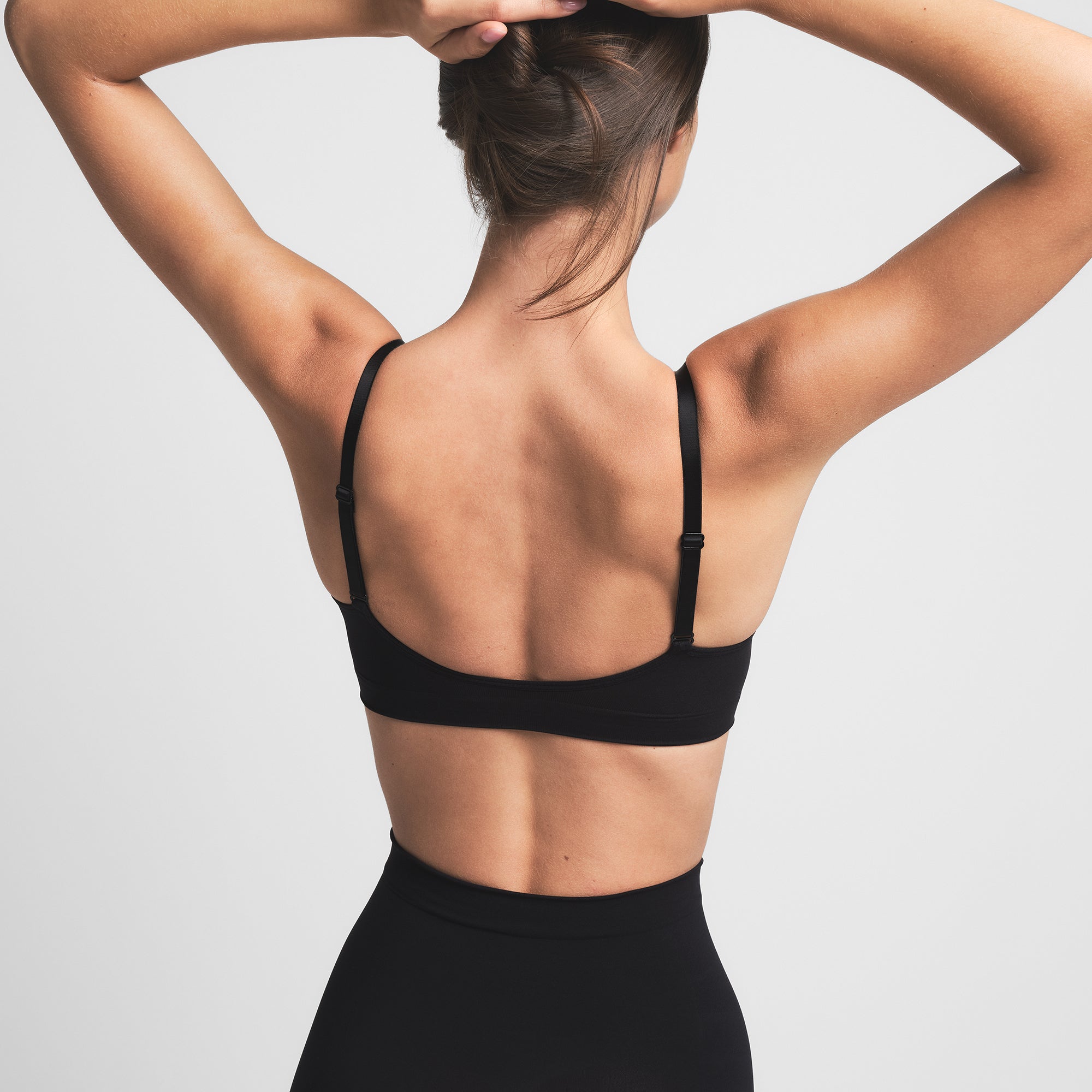 SEAMLESS SCULPT BRALETTE | ONYX