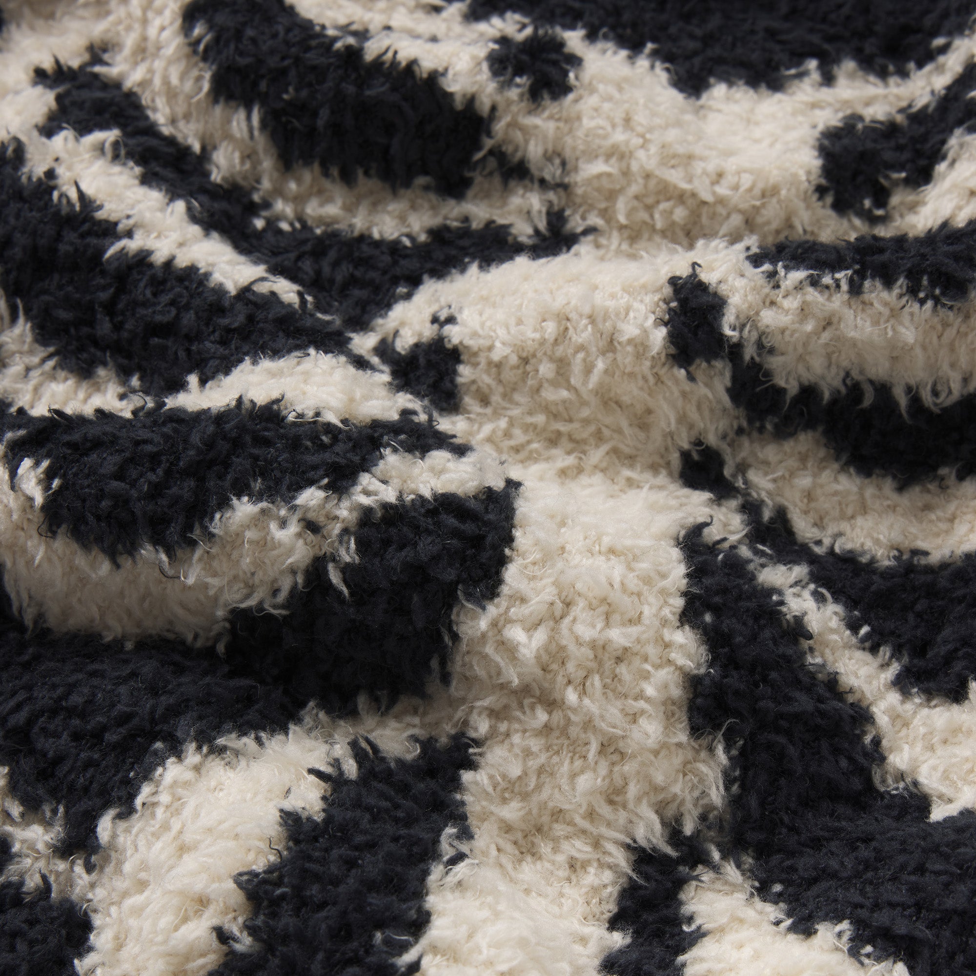 COZY KNIT OVERSIZED HOODIE | OBSIDIAN SKELETON